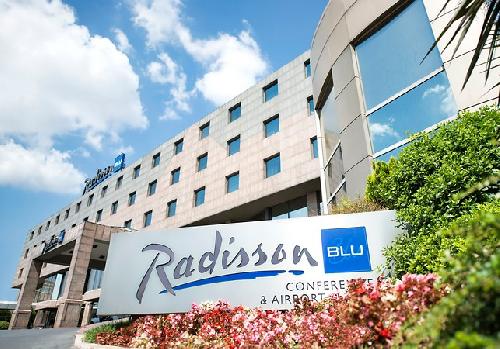 Radisson Blu Conference Airport Hotel transfer